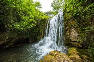 Valle delle ferriere waterfalls
